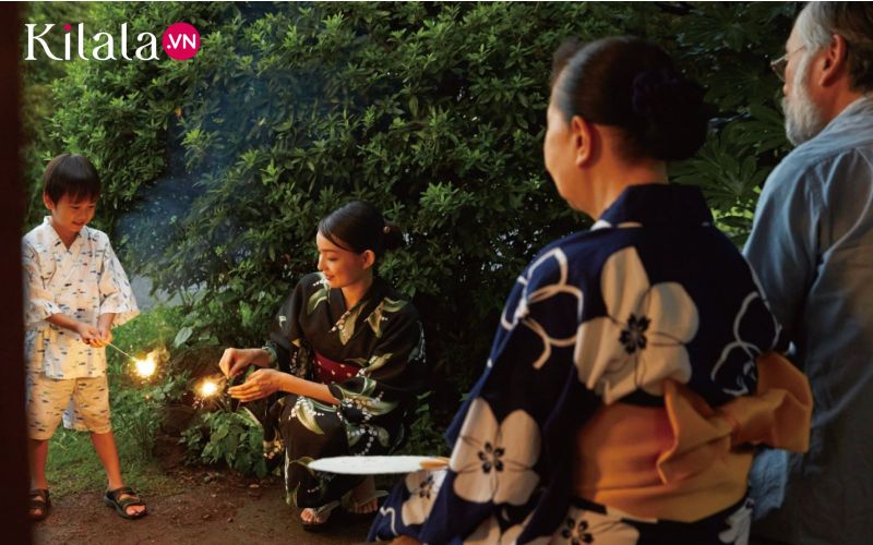 người nhật chơi pháo hoa senko hanabi 2 người nhật chơi pháo hoa senko hanabi 2